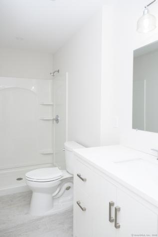 138 Boston Post Road East Lyme CT 06333