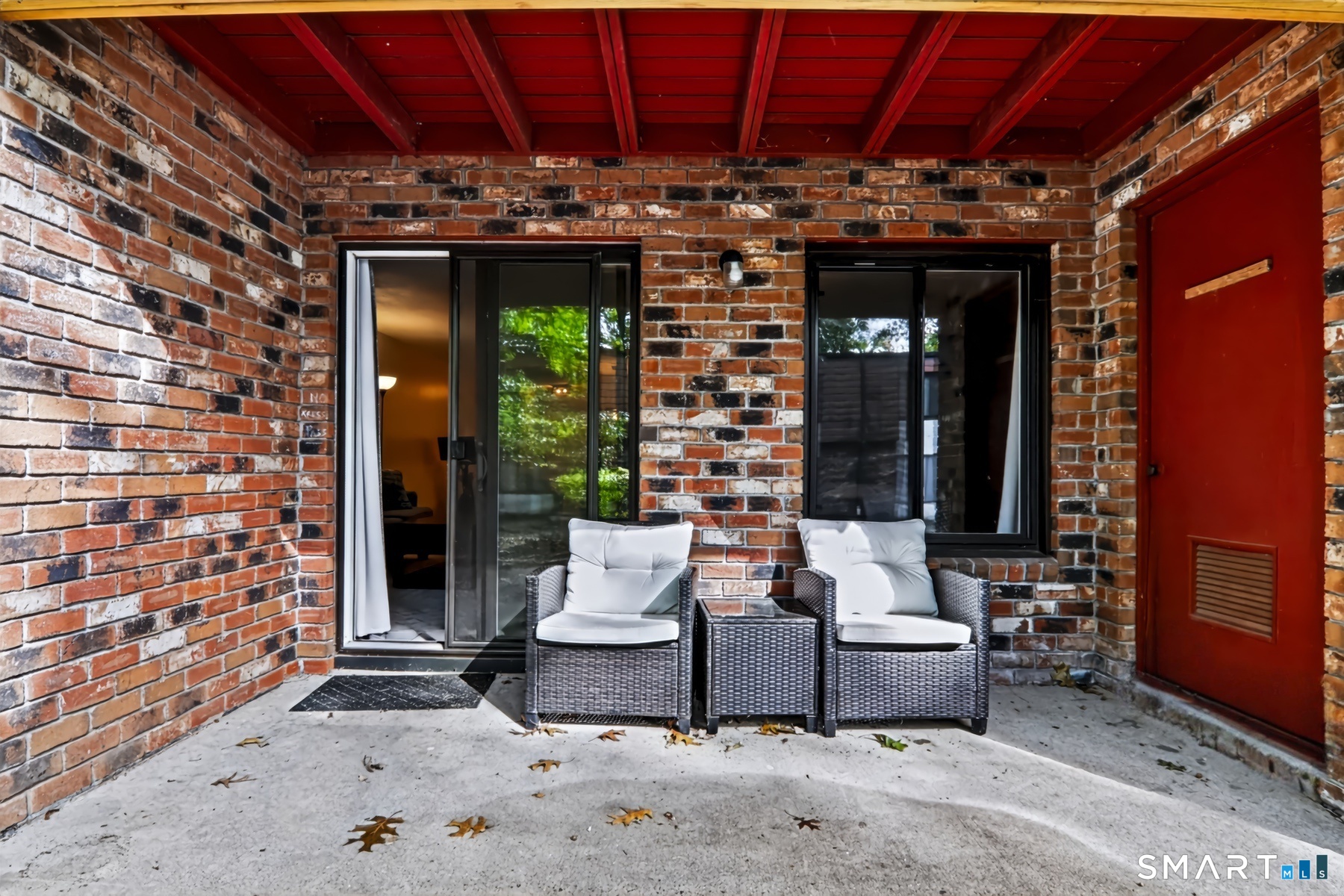 35 Woodsedge Drive Newington CT 06111