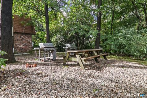35 Woodsedge Drive Newington CT 06111