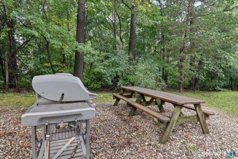 35 Woodsedge Drive Newington CT 06111