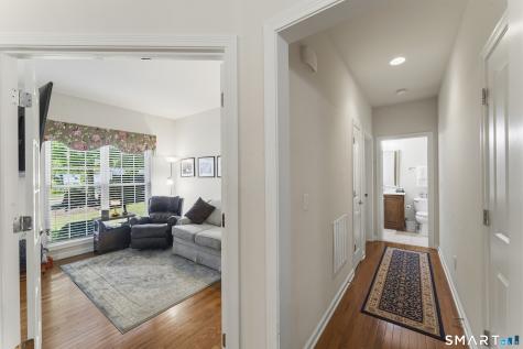 567 Inverness Court Oxford CT 06478