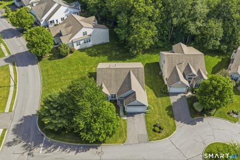 567 Inverness Court Oxford CT 06478
