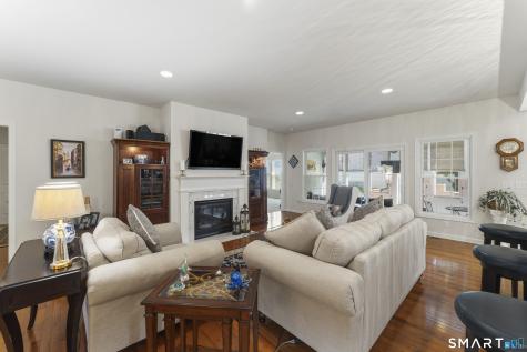 567 Inverness Court Oxford CT 06478