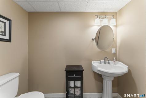 567 Inverness Court Oxford CT 06478