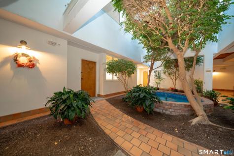 319 New Britain Road Berlin CT 06037