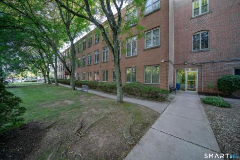 319 New Britain Road Berlin CT 06037
