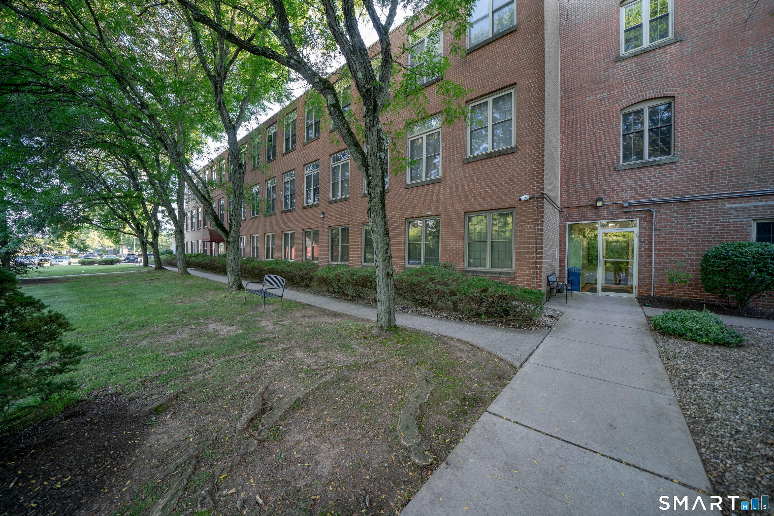 319 New Britain Road Berlin CT 06037