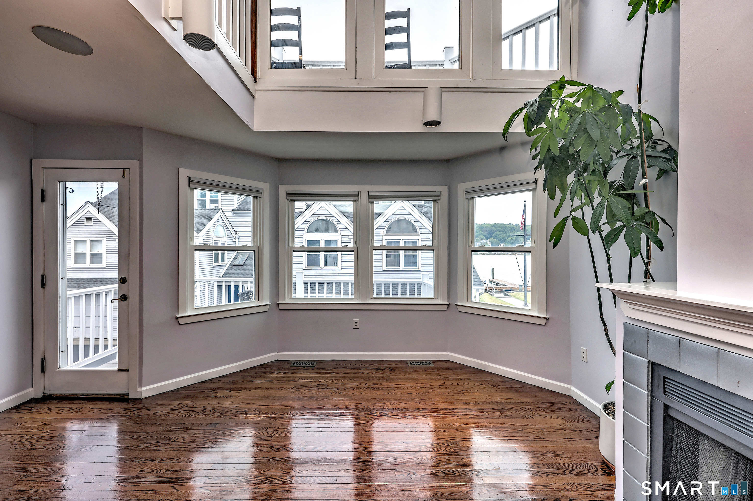 229 Front Street New Haven CT 06513