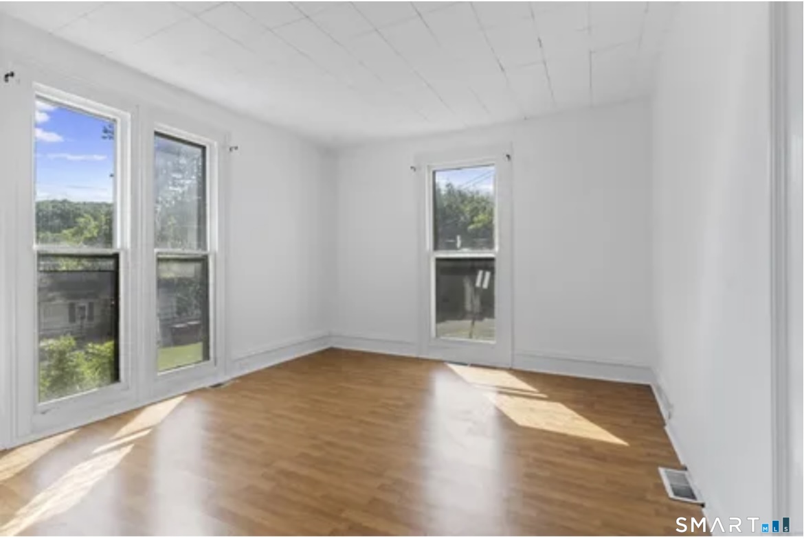 85 Aetna Street Naugatuck CT 06770