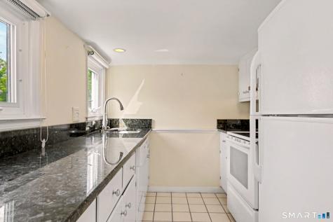 24 Saint Johns Place New Canaan CT 06840