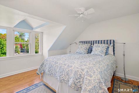 24 Saint Johns Place New Canaan CT 06840