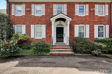 24 Saint Johns Place New Canaan CT 06840