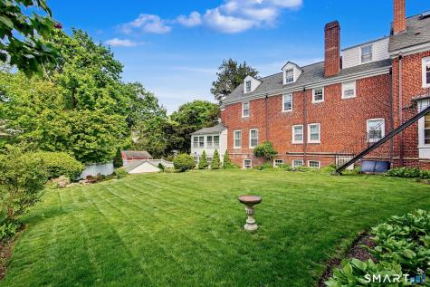 24 Saint Johns Place New Canaan CT 06840