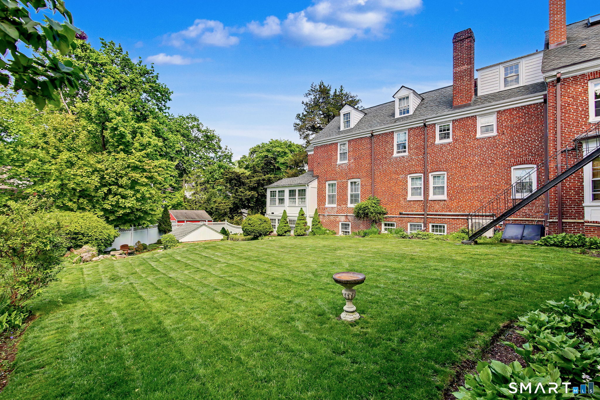 24 Saint Johns Place New Canaan CT 06840