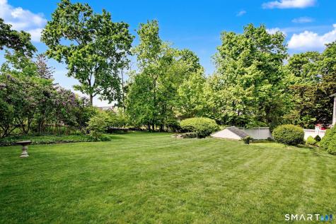 24 Saint Johns Place New Canaan CT 06840