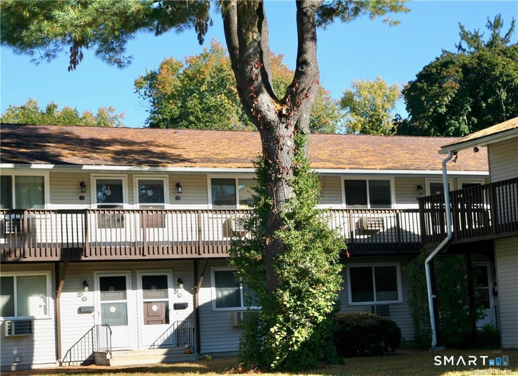 27 Bostwick Arms New Milford CT 06776