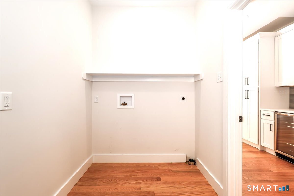 8 Fieldstone Court Bethel CT 06801
