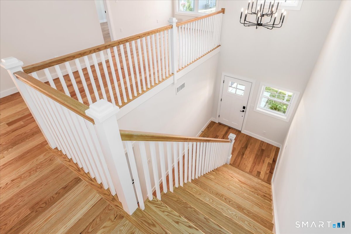 8 Fieldstone Court Bethel CT 06801