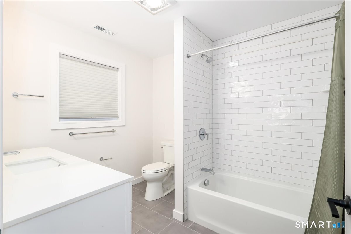 8 Fieldstone Court Bethel CT 06801