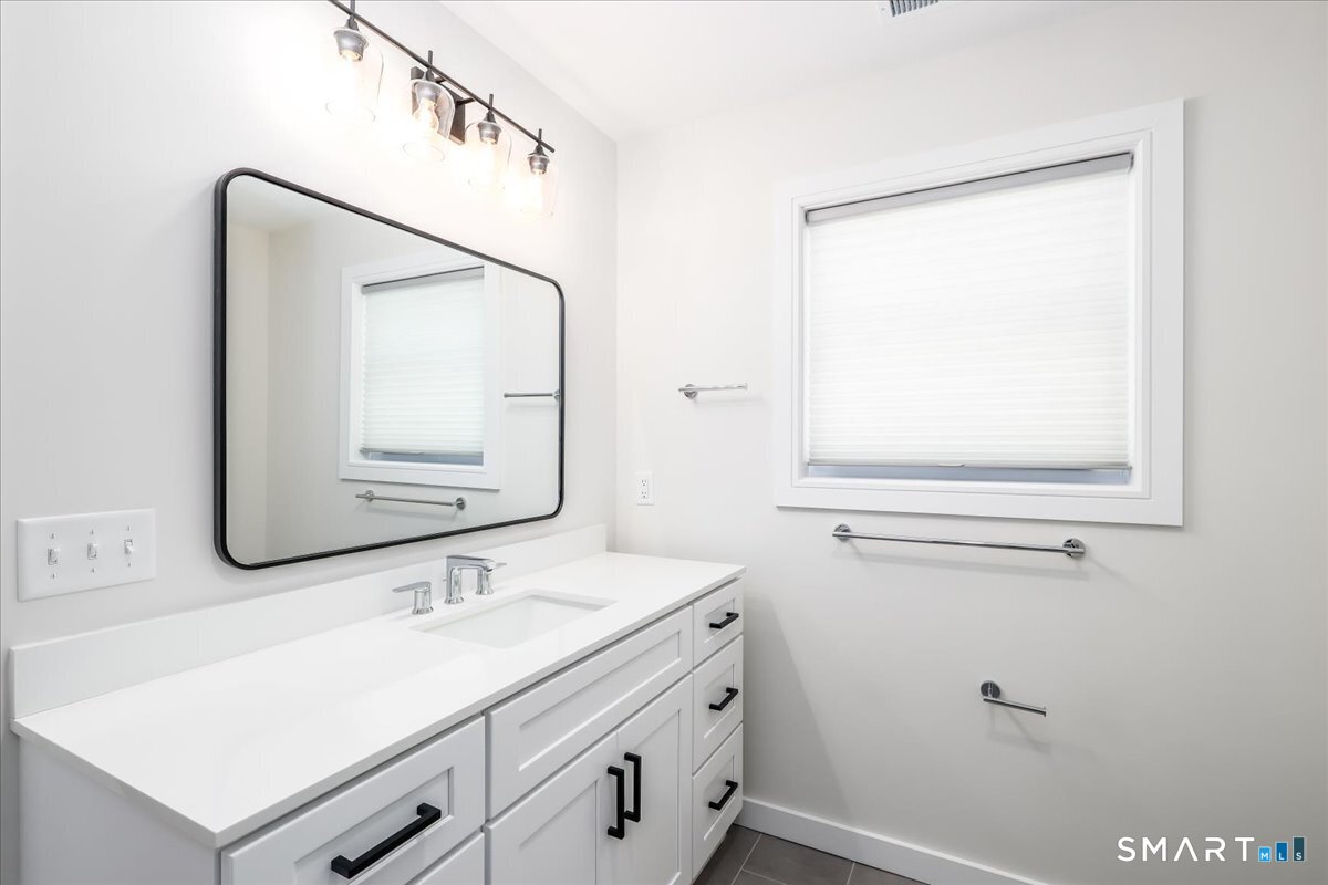 8 Fieldstone Court Bethel CT 06801