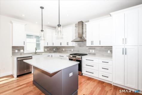 8 Fieldstone Court Bethel CT 06801