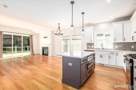 8 Fieldstone Court Bethel CT 06801