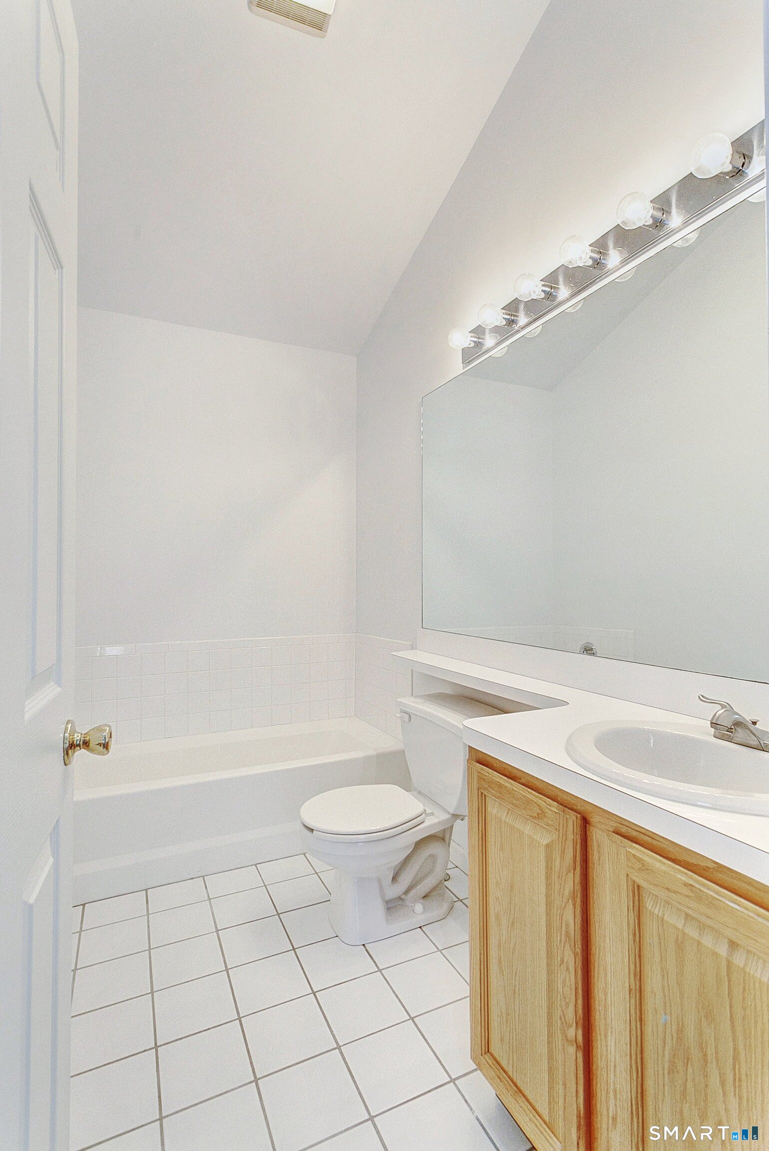 75 Katherine Court Shelton CT 06484