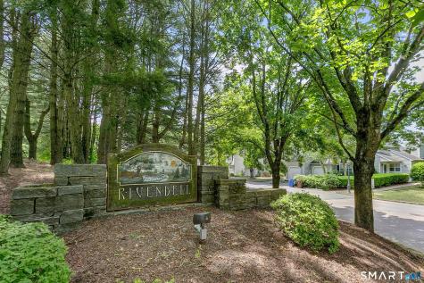 75 Katherine Court Shelton CT 06484