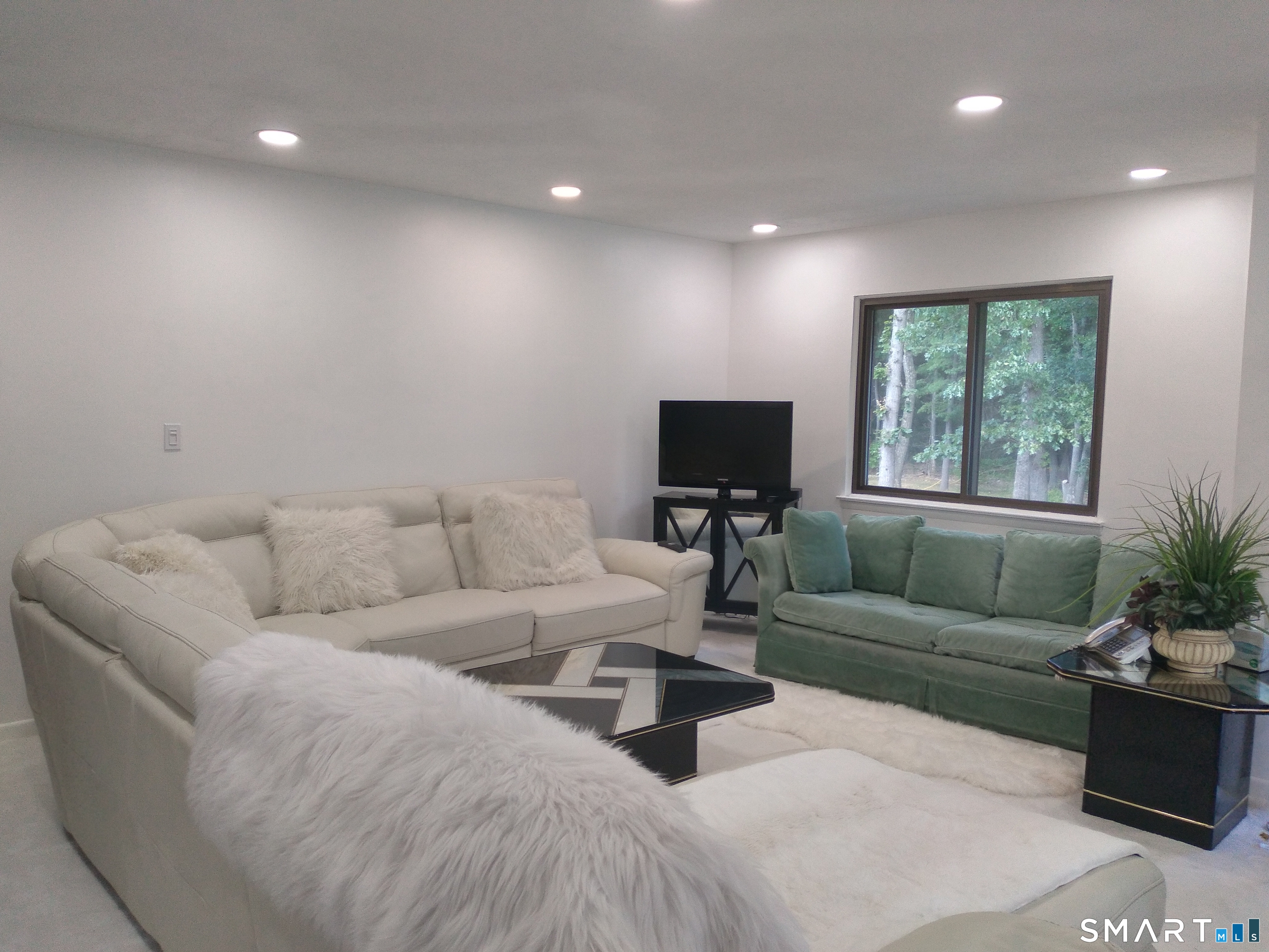 943 High Path Road Windsor CT 06095