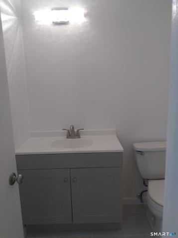 943 High Path Road Windsor CT 06095