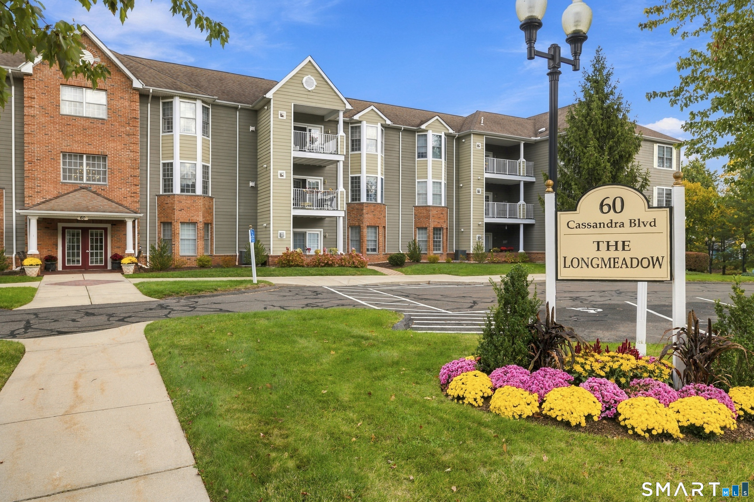 60 Cassandra Boulevard West Hartford CT 06107