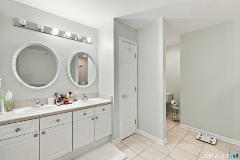 60 Cassandra Boulevard West Hartford CT 06107