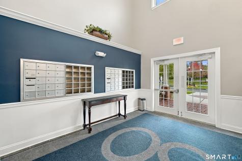 60 Cassandra Boulevard West Hartford CT 06107