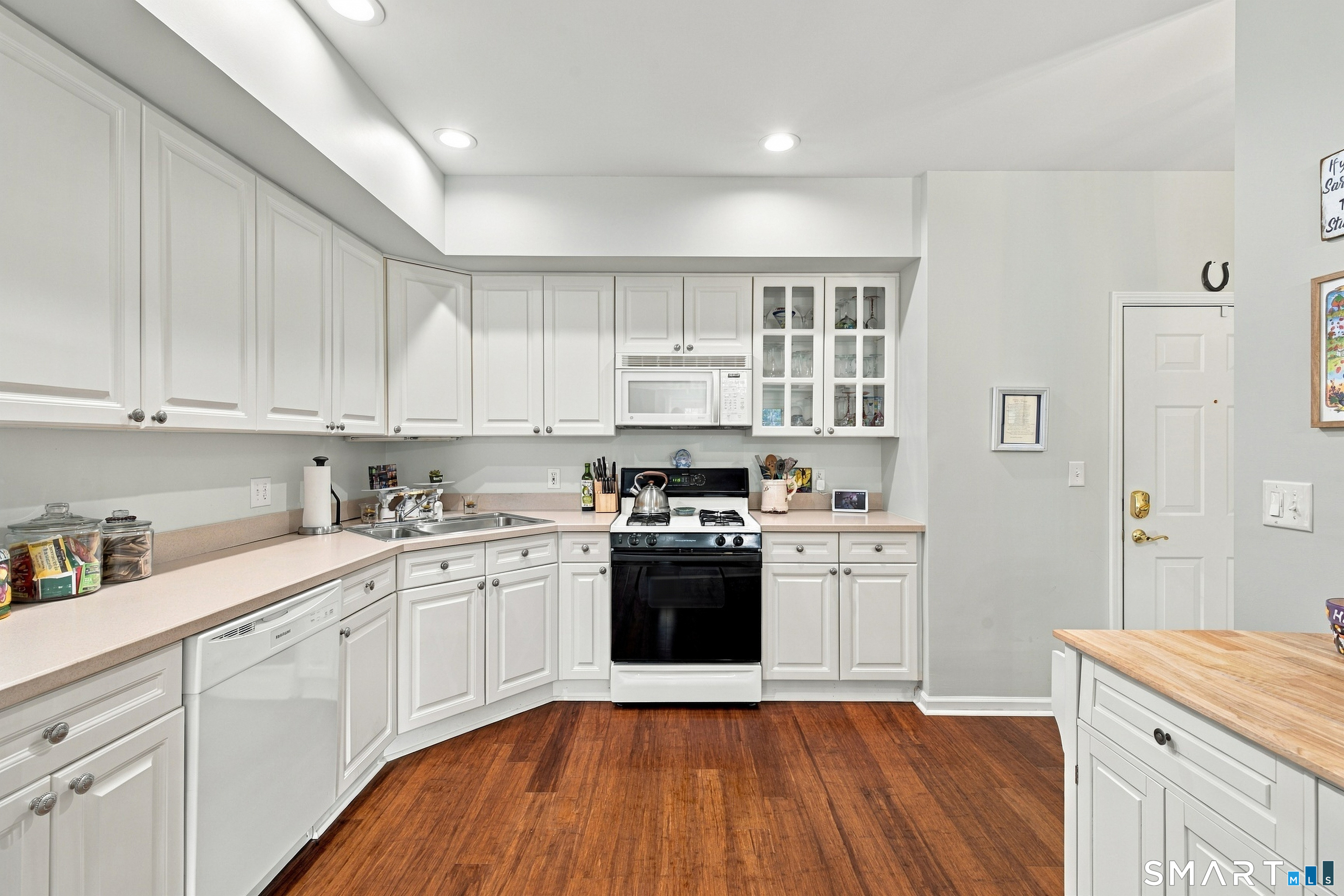 60 Cassandra Boulevard West Hartford CT 06107
