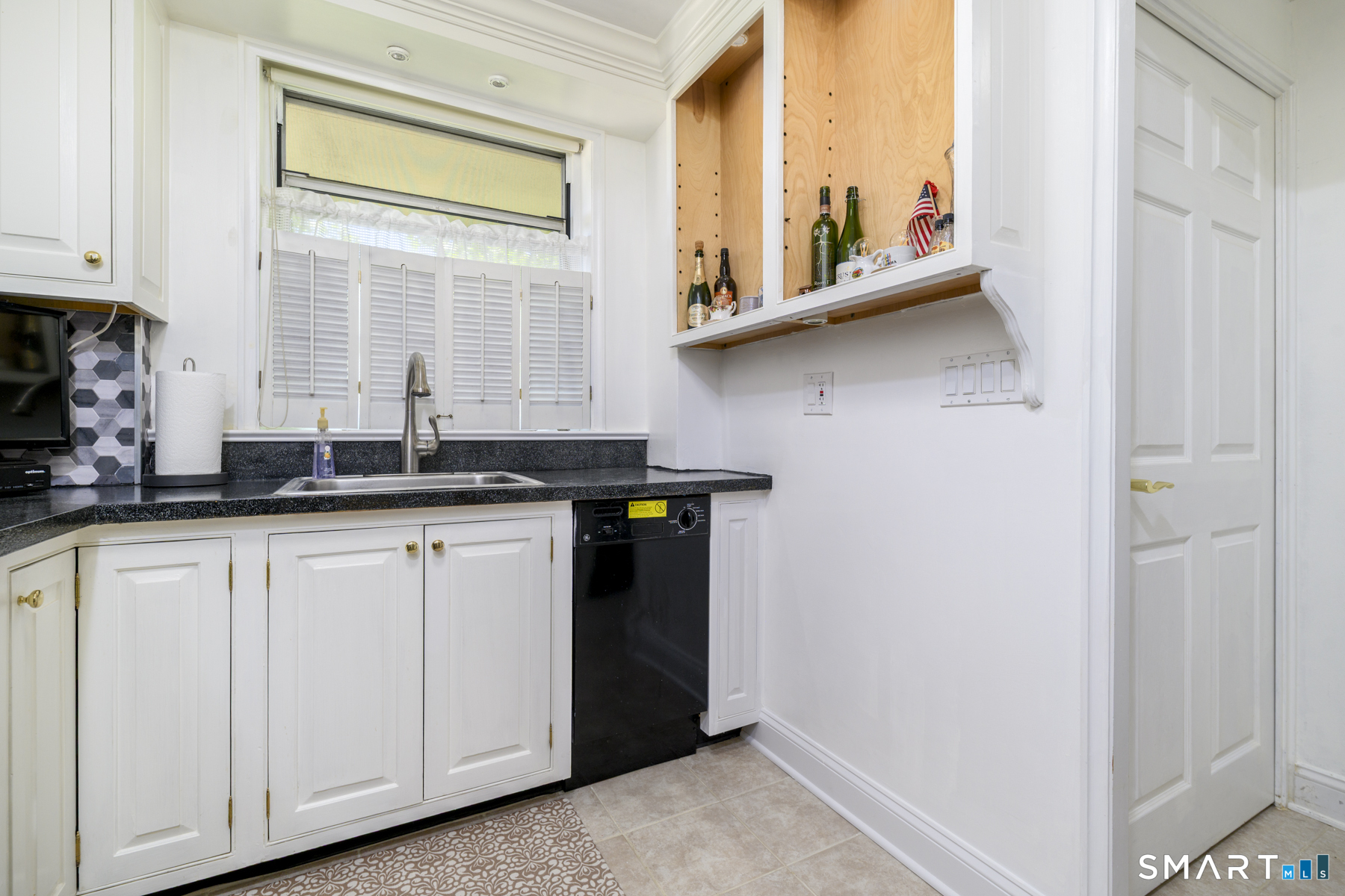 71 Strawberry Hill Avenue Stamford CT 06902