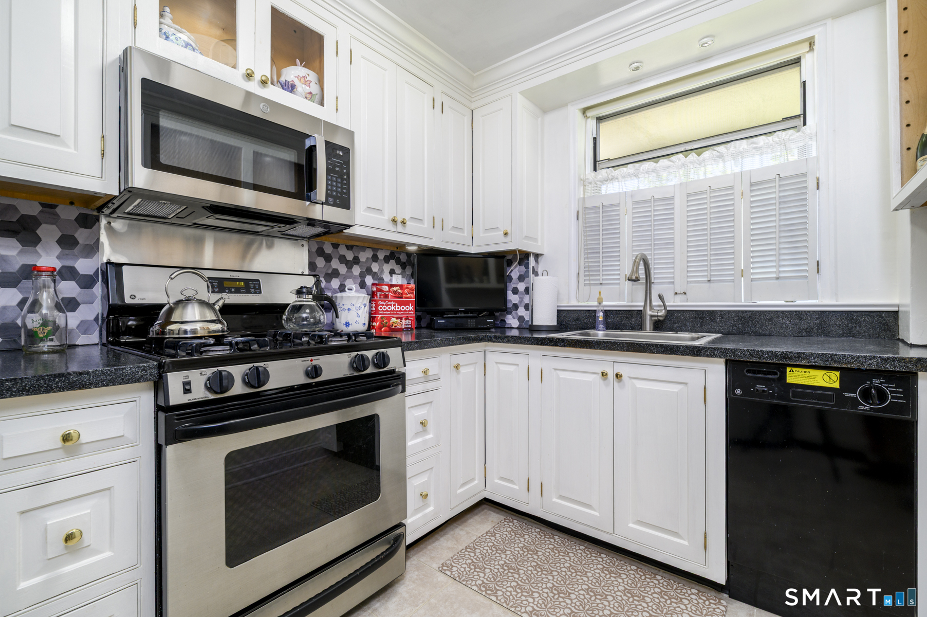 71 Strawberry Hill Avenue Stamford CT 06902
