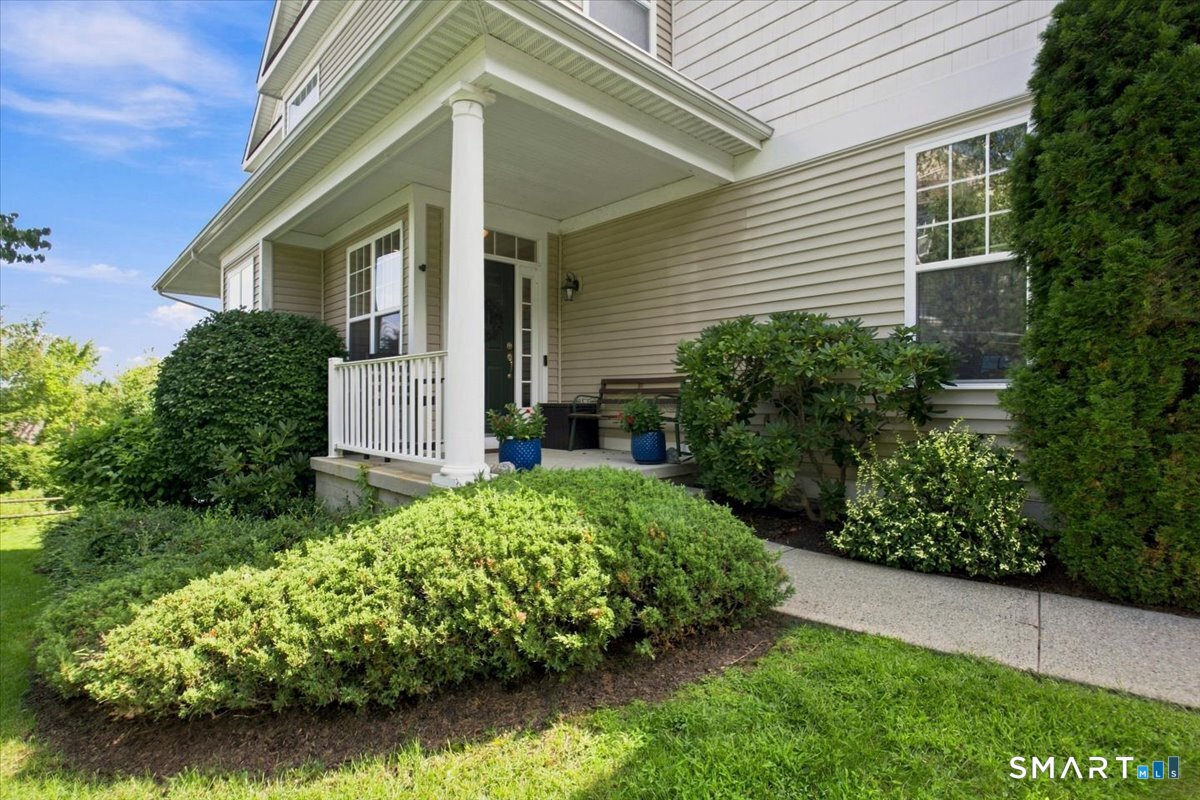 35 Maura Lane Danbury CT 06810