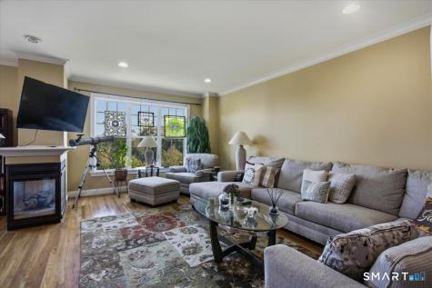 35 Maura Lane Danbury CT 06810