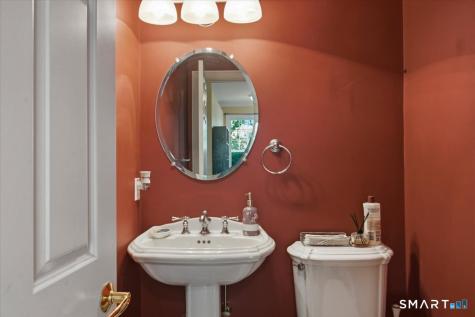 35 Maura Lane Danbury CT 06810