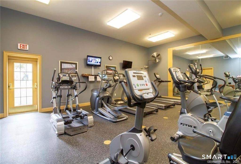 35 Maura Lane Danbury CT 06810