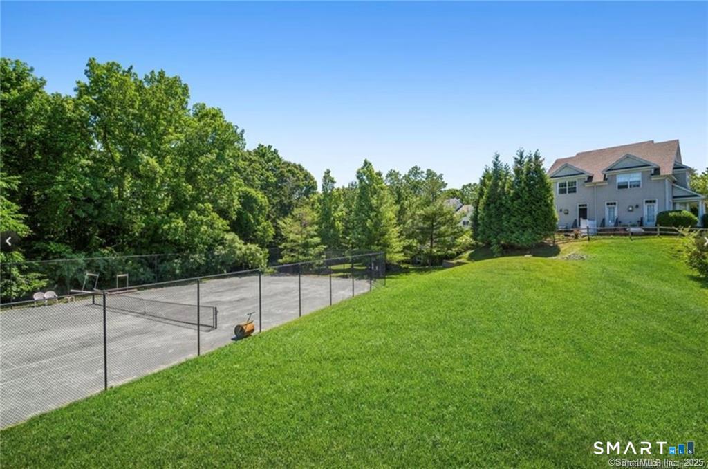 35 Maura Lane Danbury CT 06810
