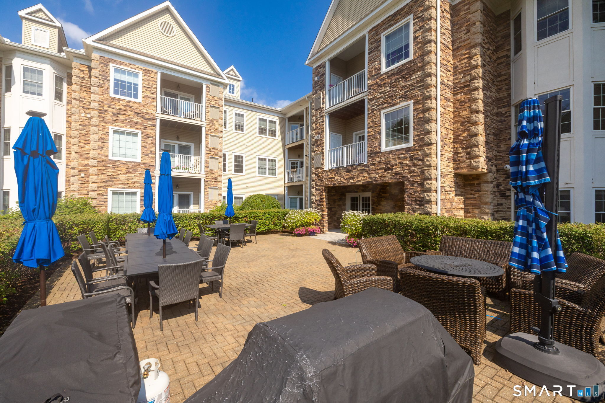 1 West Street Simsbury CT 06070