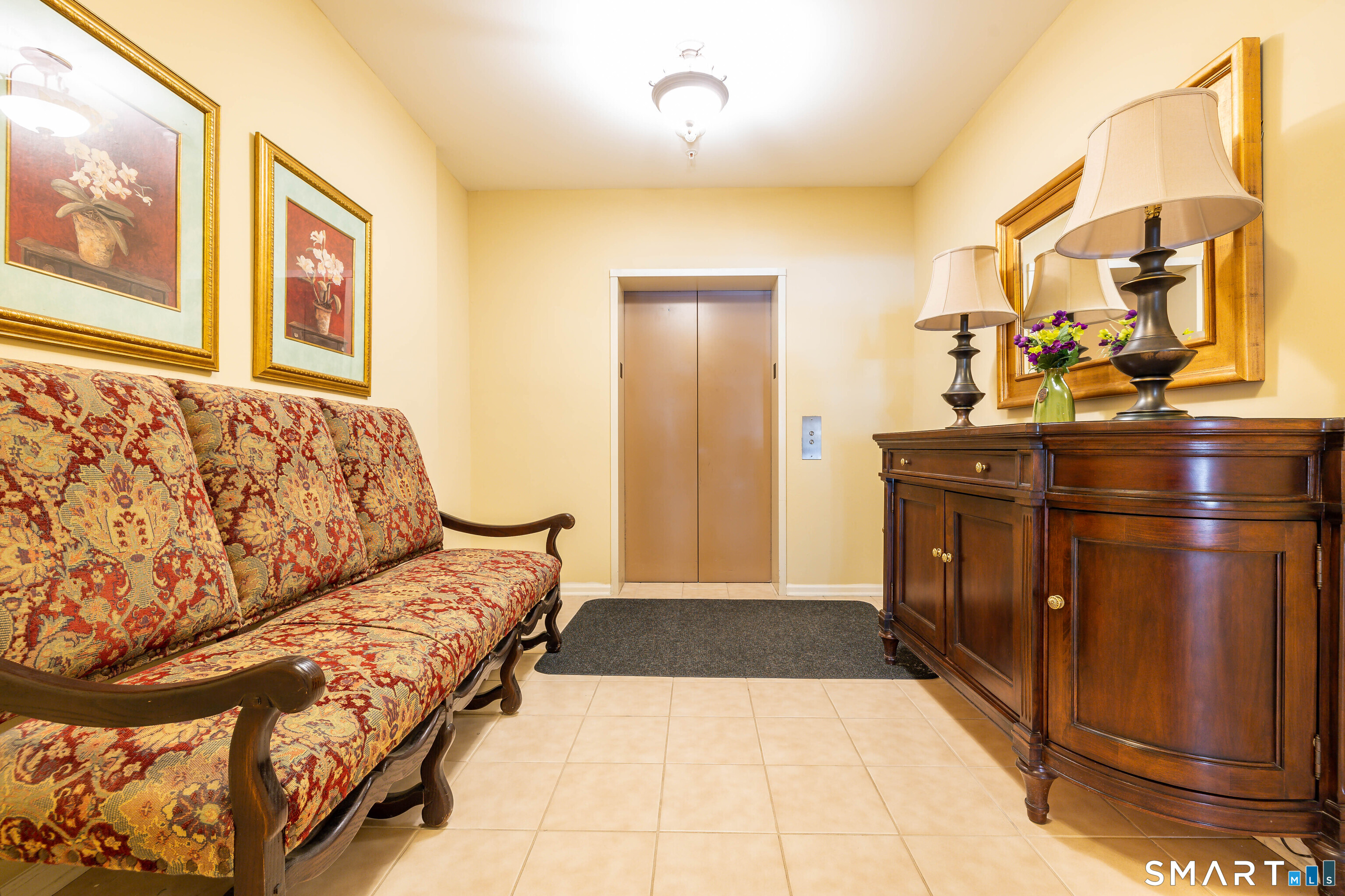 1 West Street Simsbury CT 06070