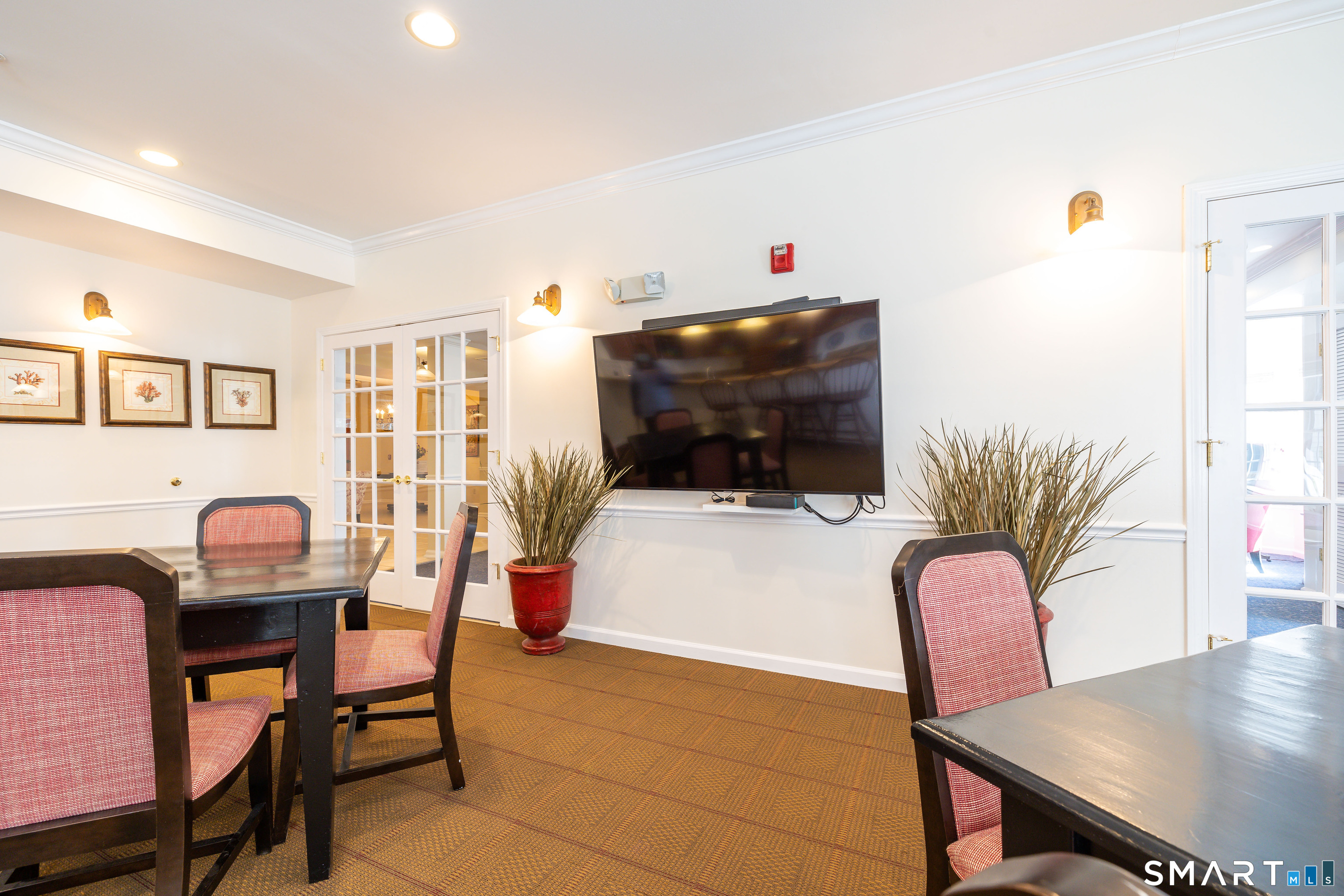 1 West Street Simsbury CT 06070