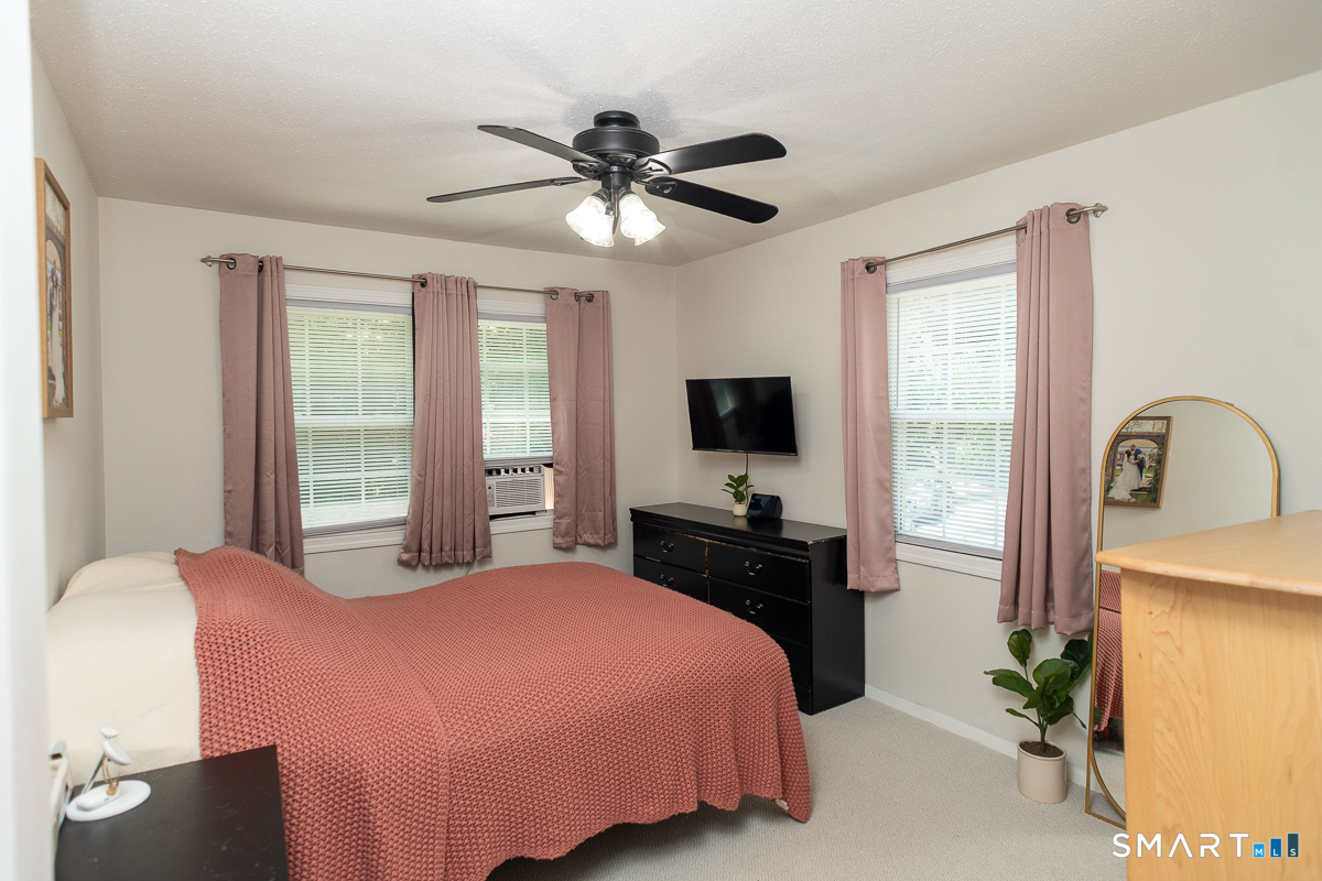646 Howe Avenue Shelton CT 06484
