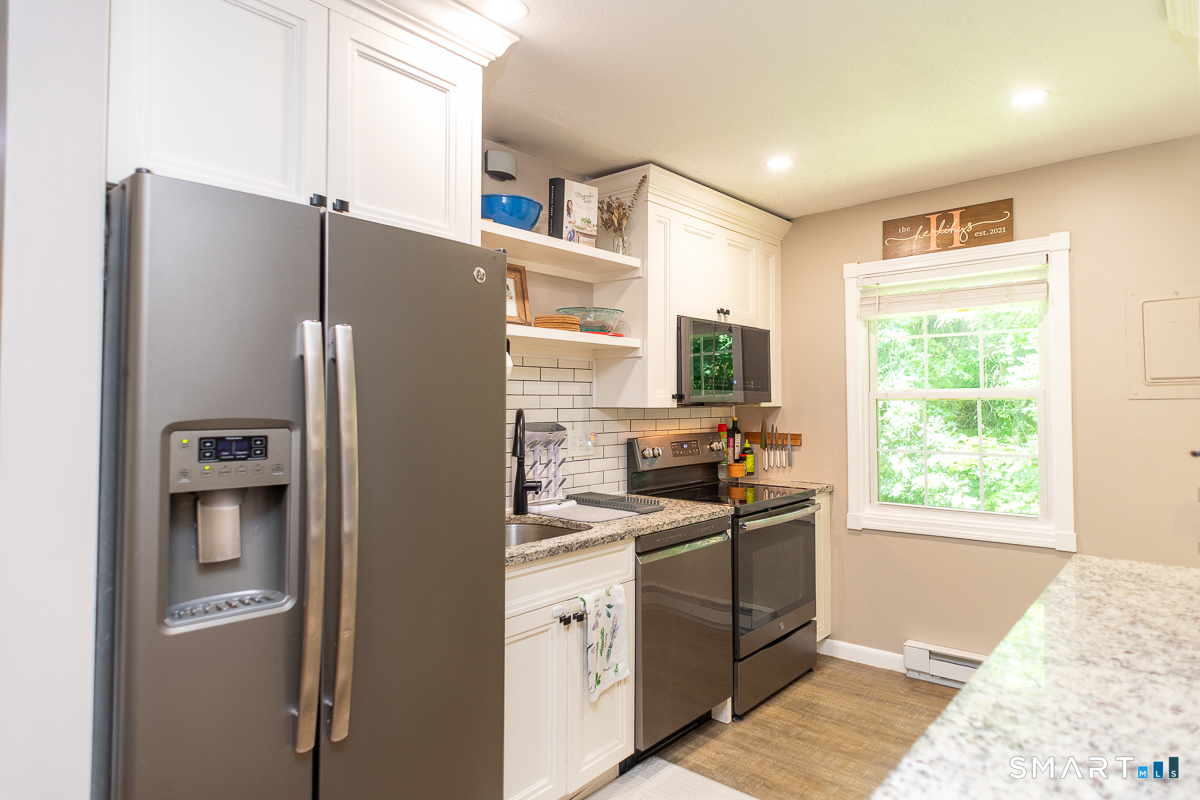 646 Howe Avenue Shelton CT 06484