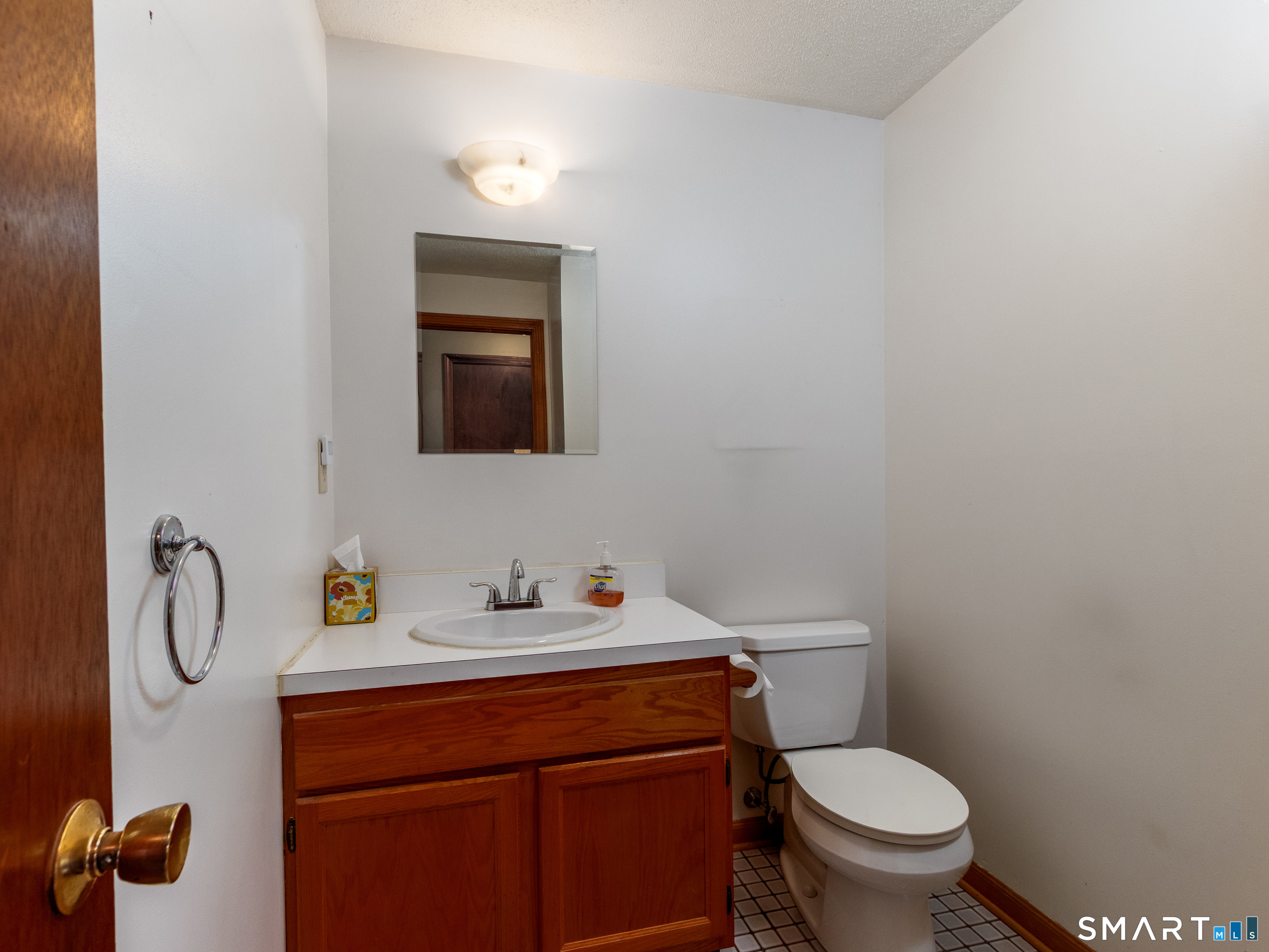 21 White Tail Lane Wallingford CT 06492