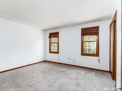 21 White Tail Lane Wallingford CT 06492