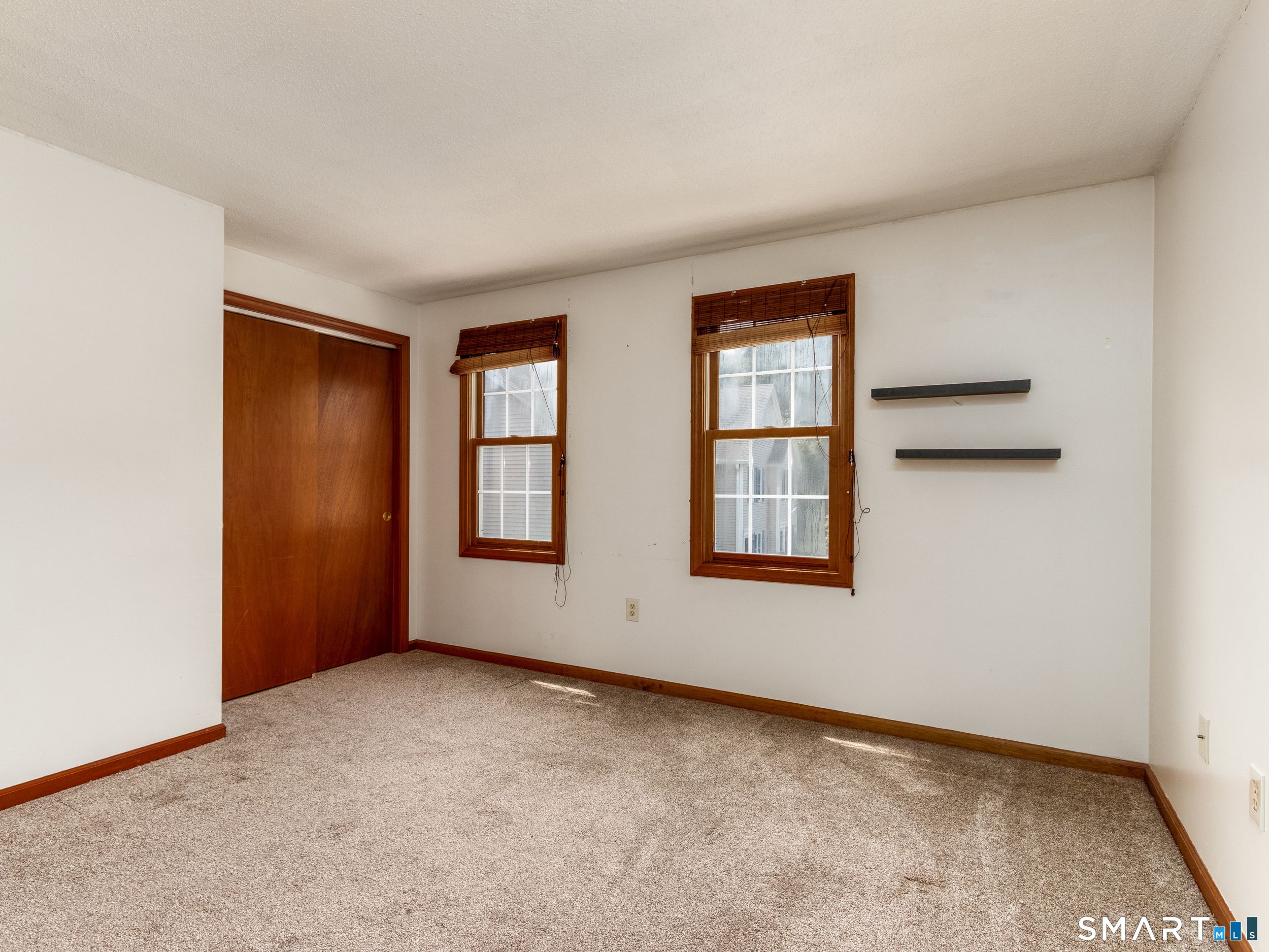 21 White Tail Lane Wallingford CT 06492