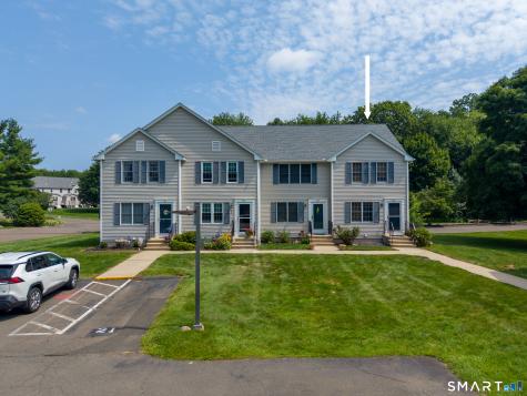 21 White Tail Lane Wallingford CT 06492